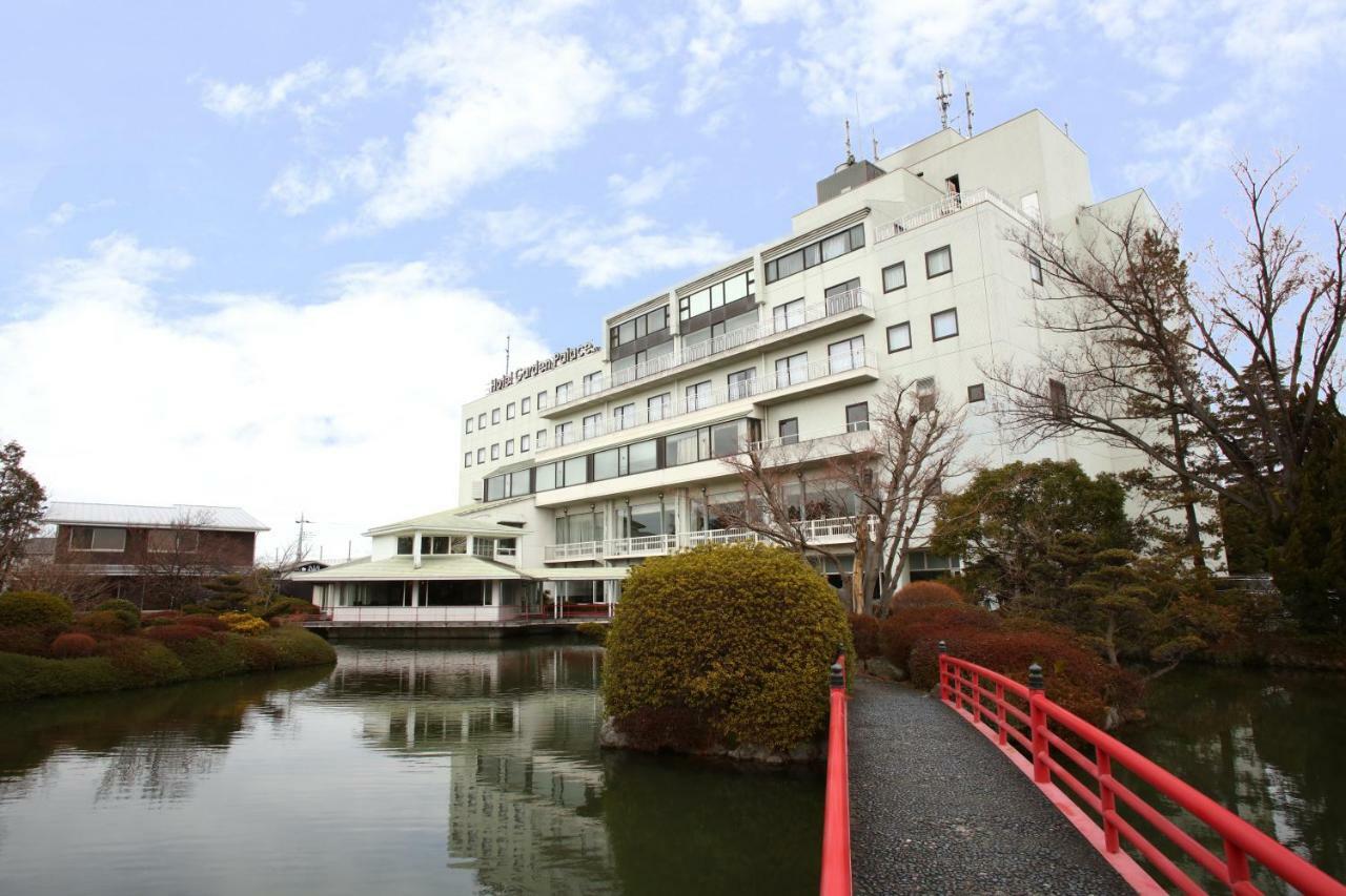 Hotel Garden Palace Kumagaya Exterior foto